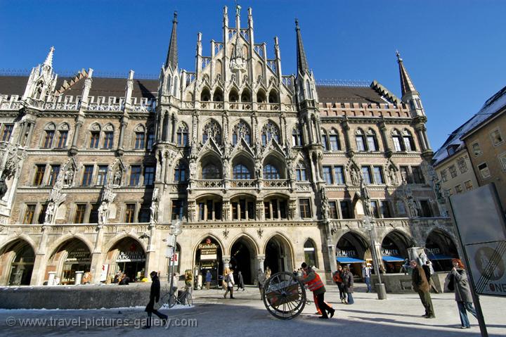 the New Town hall, (Rathaus), built between 1867 and 1909 by Georg Joseph Hauberrisser