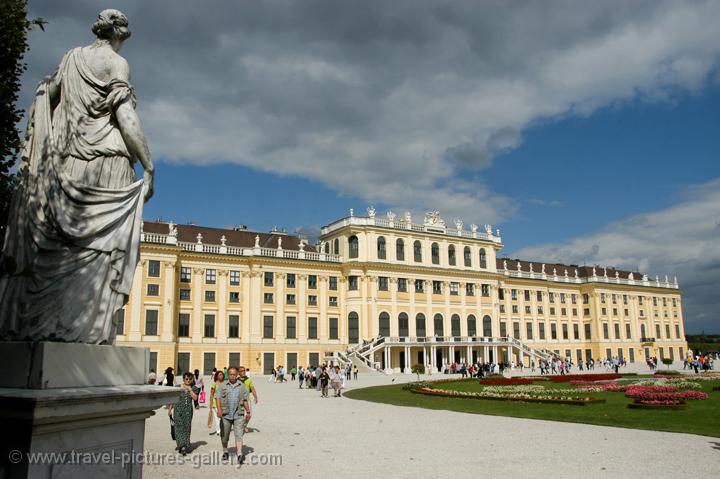 Austria - Vienna - Sch�nbrunn Palace, Schloss Sch�nbrunn, residence of the Habsburg monarchs