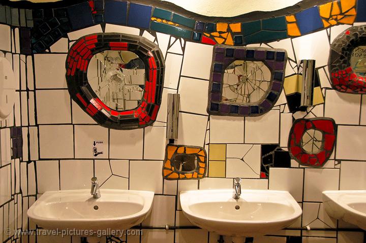 arty the toilet at Hundertwasser House