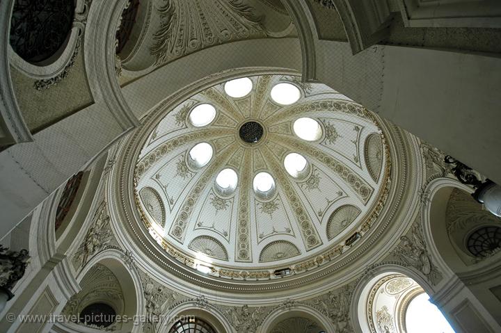 Pictures of Austria - Vienna - the dome of the Alte Hofburg, Old castle