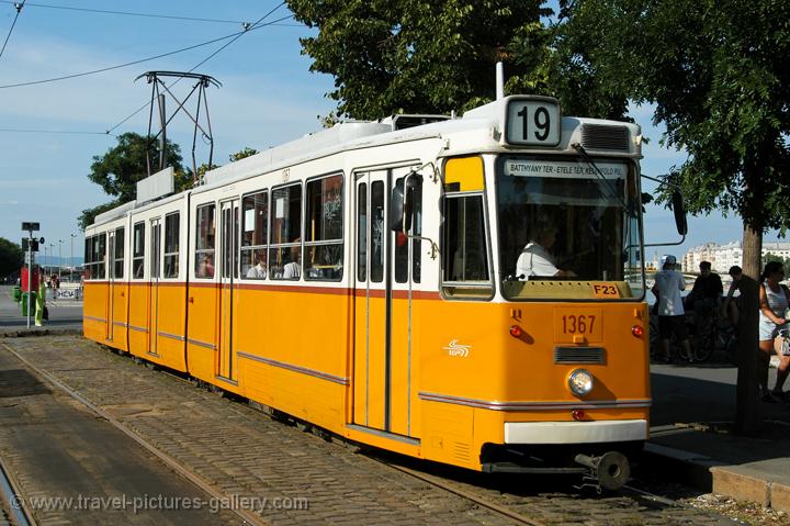 tram, streetcar, Buda