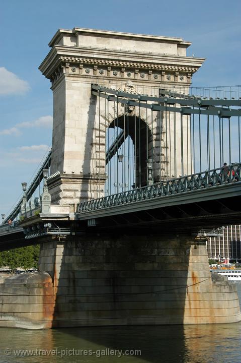 Pictures of Hungary - Budapest - Szchenyi lnchd, Chain Bridge