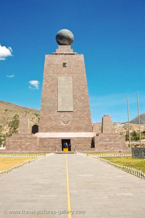 The Mitad del Mundo monument (Middle of the World)