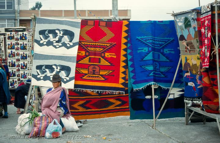 Pictures of Ecuador - Saquisili-0010 - rugs with traditional design