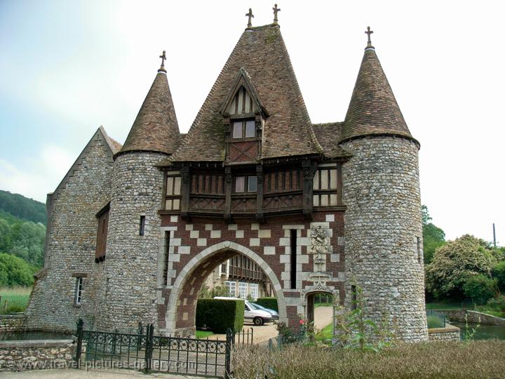 Pictures of France Normandy0046 medieval castle, chateau, near