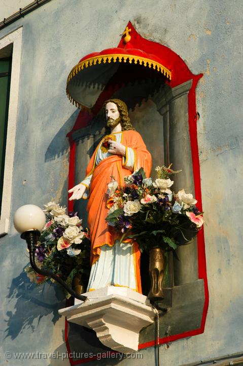 small altar of Jesus Christ