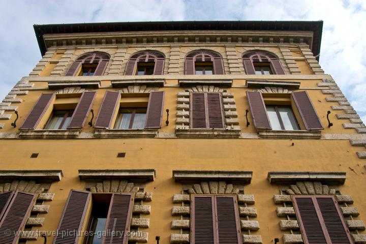 a typical Siena villa