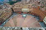 the Piazza del Campo from the Torre del Mangia