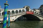 the Rialto Bridge is the oldest bridge crossing the Canal Grande