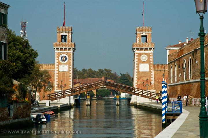 Torri dell'Arsenale, Arsenal Towers