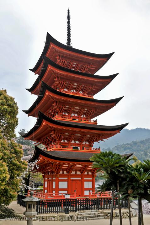 Pagoda Red