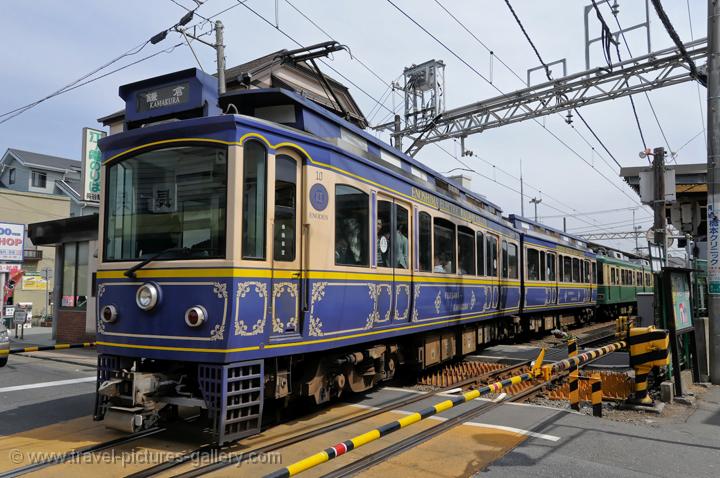 enoshima train