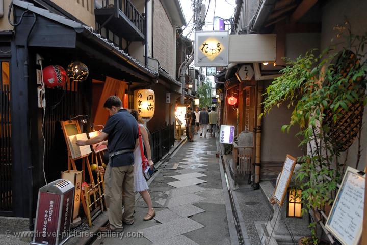 Pontocho dori restaurants