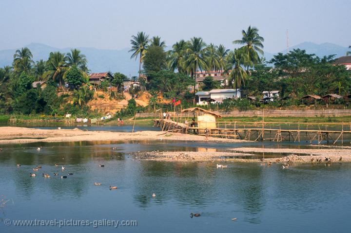 Nam Song River with the dry season bamboo bridge