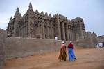 http://www.travel-pictures-gallery.com/images/mali/djenne/thumbs/djenne-0013.jpg