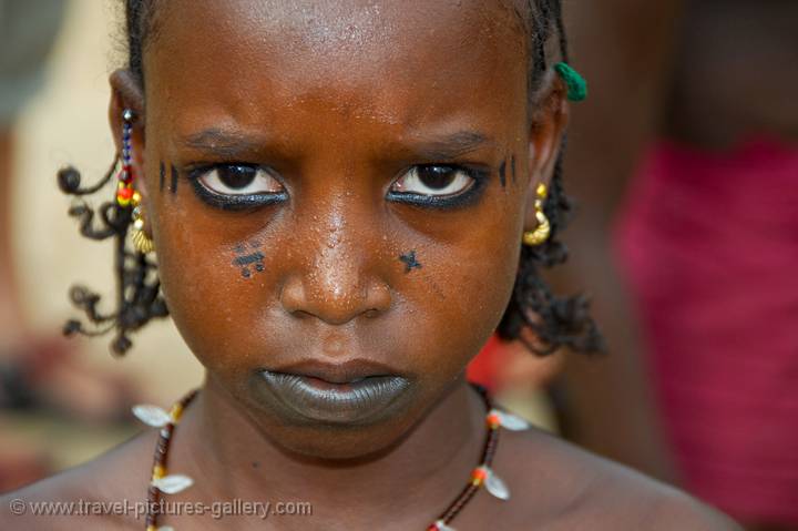 facial tattooing. young girl facial tattoo. facial tattooing. young girl