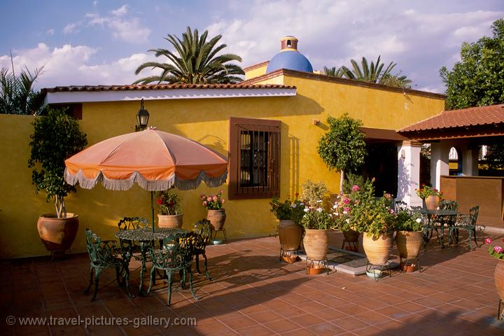 roof terrace, Oaxaca, colonial architecture
