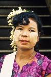 woman with sun protecting make-up made of Tanaka bark