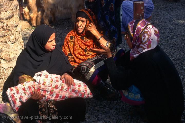 Oman Women Traditional Clothes