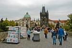 Pictures of the Czech Republic - Prague - strolling on the Charles Bridge