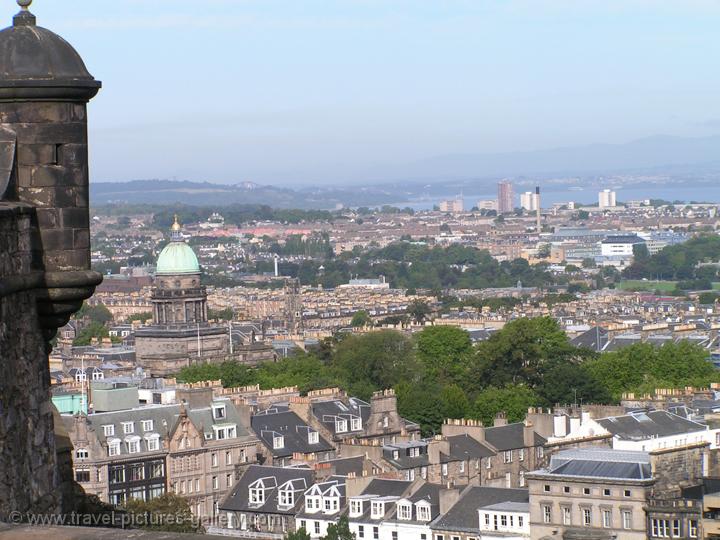Scotland- Edinburgh - view over the city from the castle