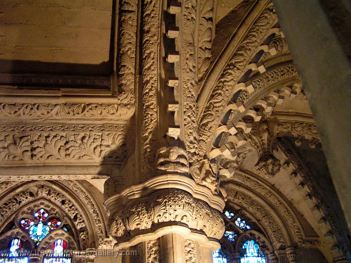 Rosslyn Chapel, Gothic arches
