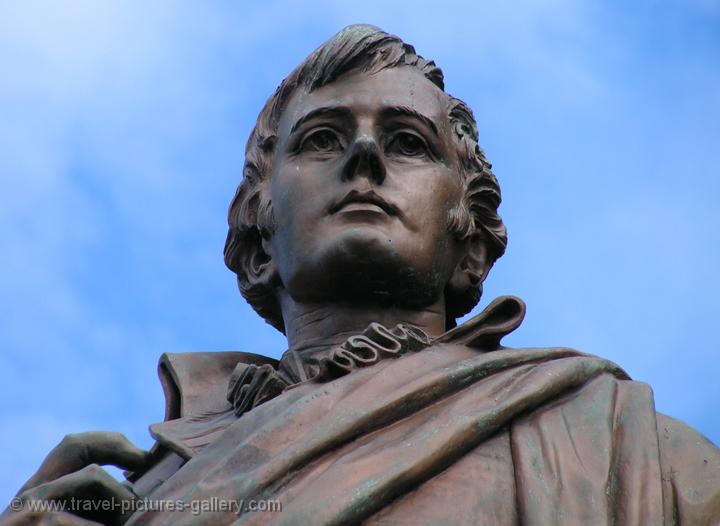 Stirling, statue of Robert Burns