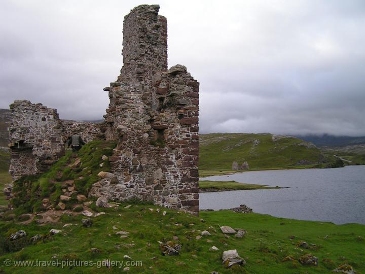 Loch Assynt - Ardveck castle