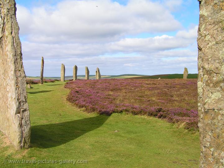 Pictures of Scotland - Orkney Islands - the Ring of Brodgar, dancing giants