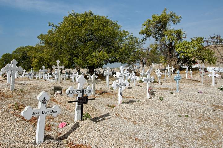 the cemetery is also on a clam shell island