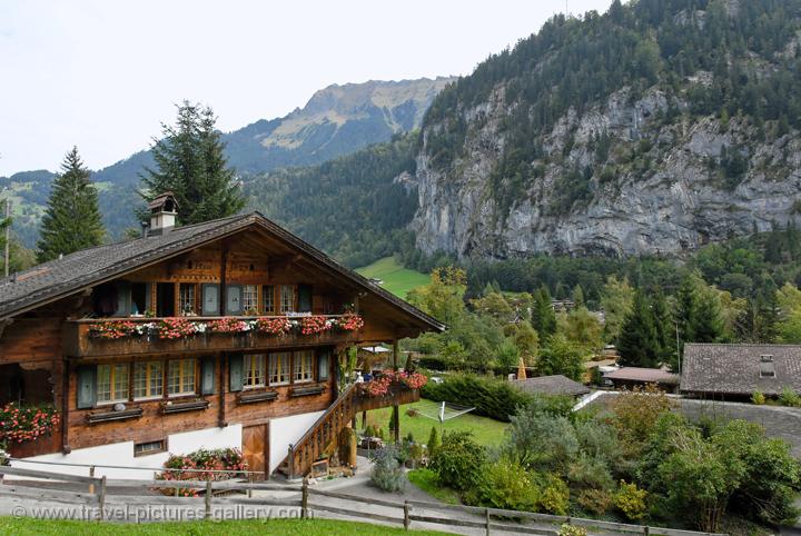 a traditional chalet, Lauterbrunnen