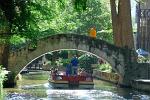 Texas - San Antonio - canal boat ride