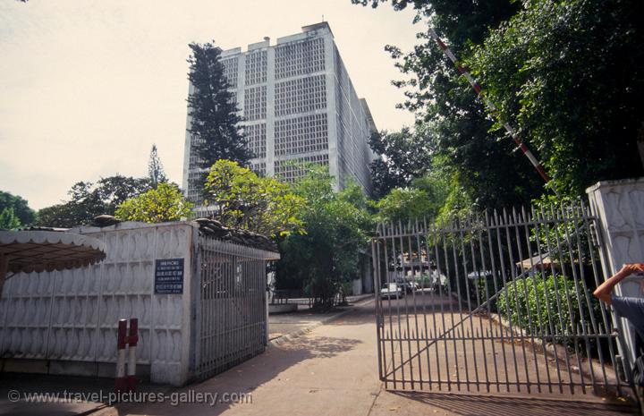 Pictures of Vietnam - Ho-Chi-Minh-City-0032 - the former US embassy