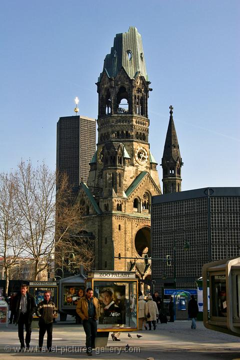 Kaiser Wilhelm Gedchtniskirche (memorial church)