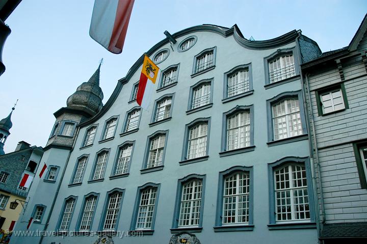 an 18th century merchants house