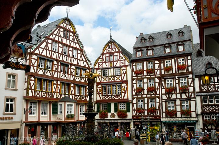 Market Square, Marktplatz, Bernkastel Kues