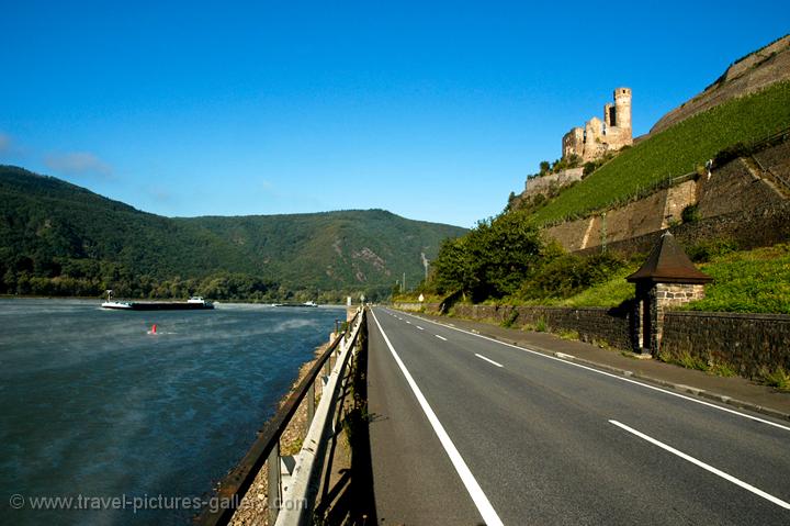 ships and castles along the Rhine