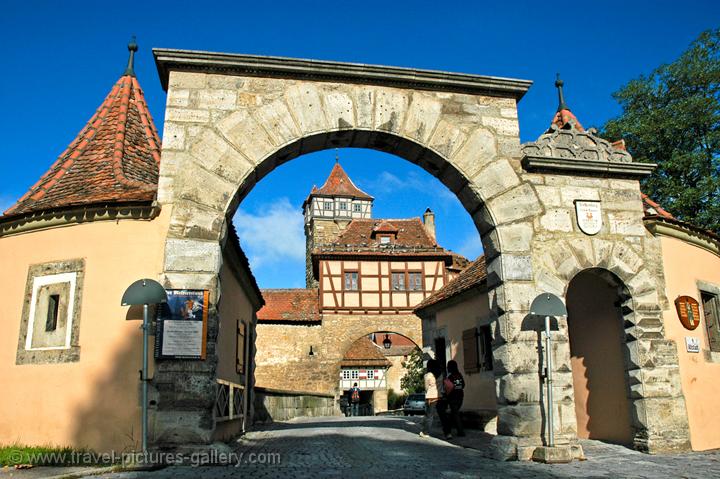 the Rdertor, a city gate