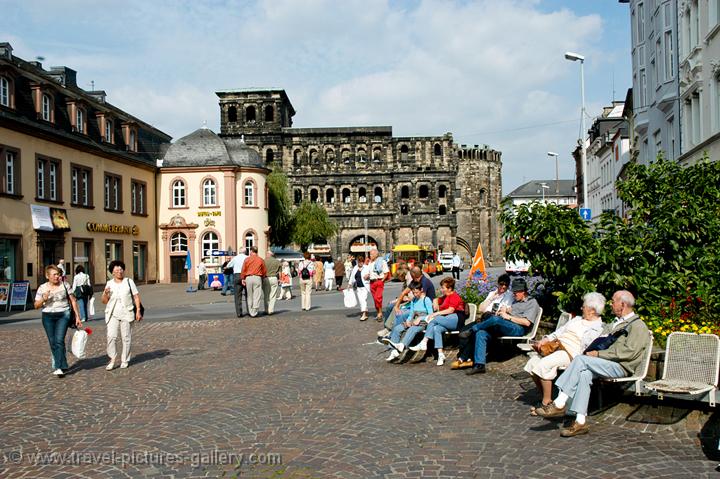 square with the Porta Nigra