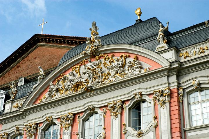 detail of the palace
