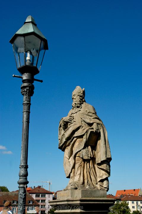 statue of a saint on the Alte Mainbrcke