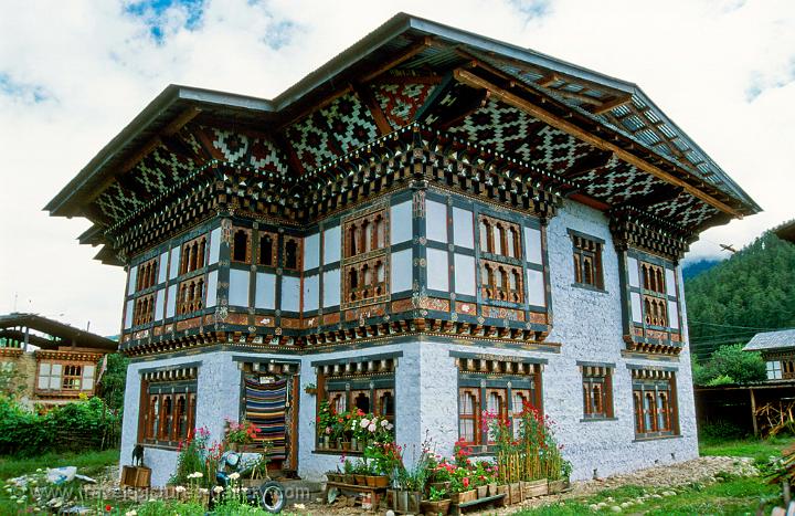 Pictures Of Bhutan Paro 0017 A Traditional Bhutanese House pictures-of-bhutan-paro-0017-a-traditional-bhutanese-house