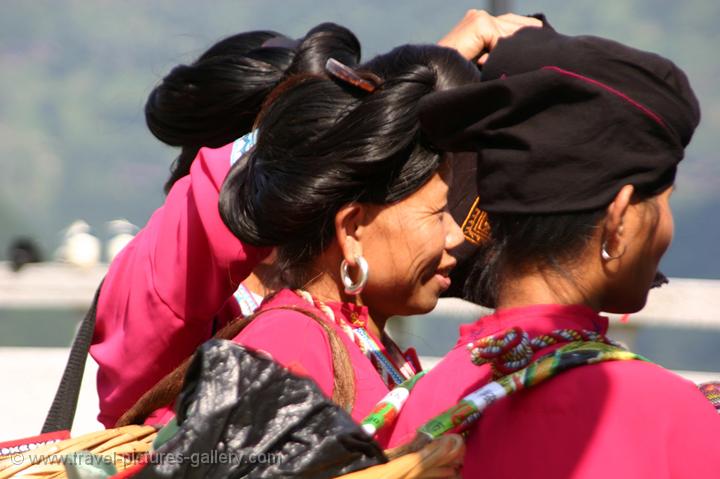 minority cultures; Zhuang, Dong, Yao and Miao