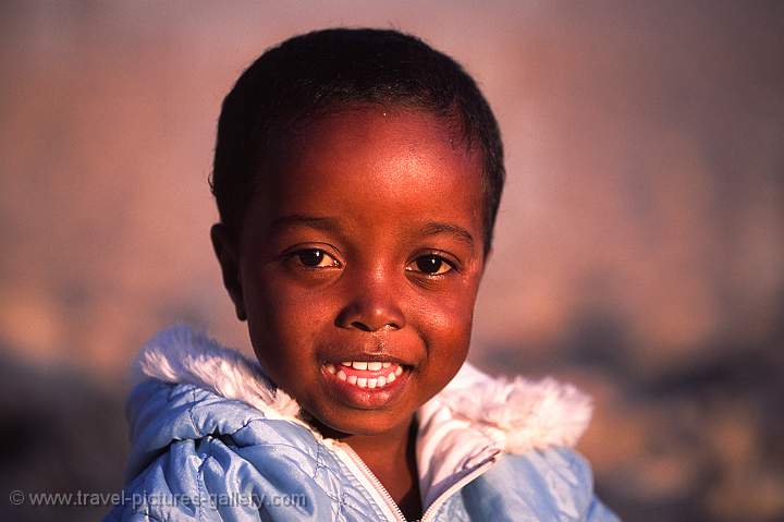 child at Fort Dauphin (Toalagnaro)