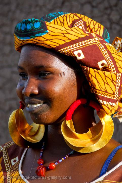 Peul (Fulani) girl with huge earrings
