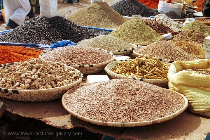 herbs, spices and pulses, Taroudannt market