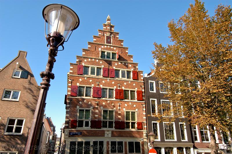 step-gabled facade, Oudezijds Voorburgwal