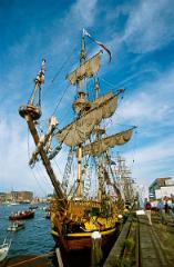 a 17th Century ship, Sail a 5-yearly event in Amsterdam harbour