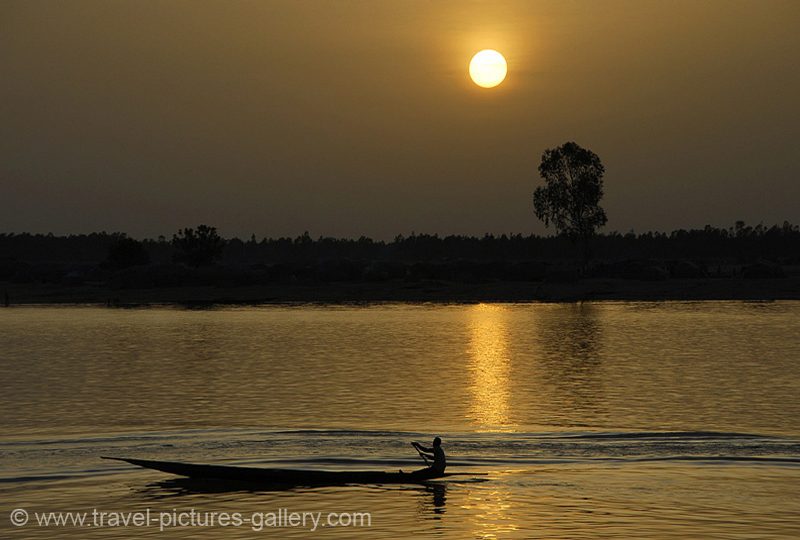 Mali - Segou - sunset on the Niger River