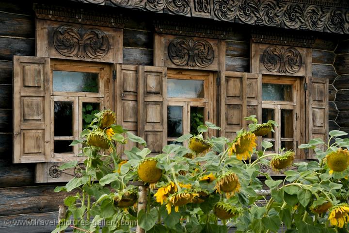 cosy country style, Suzdal, traditional wooden house